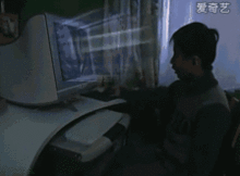 吃瓜的视频沙雕